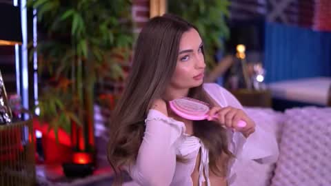 Snapshot of milla_serene chatting on 02.23.26 Milla online show from 02.23.26