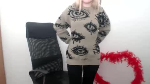 millaloveli online show from 02.23.26