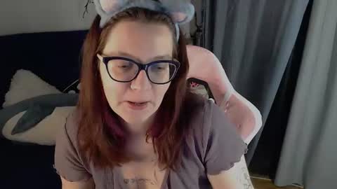 Snapshot of millapoolys chatting on 07.10.26 Milla online show from 07.10.26