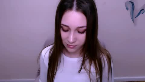 Snapshot of millasamsd chatting on 04.18.26 Milla online show from 04.18.26
