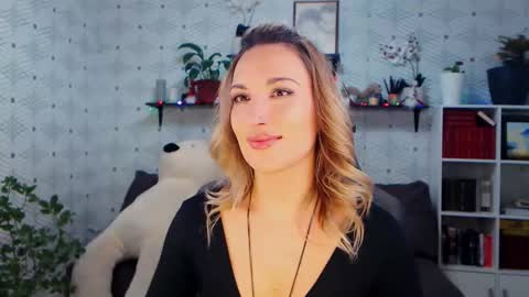 MillaXQueen online show from 01.10.26