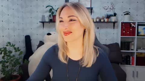 MillaXQueen online show from 03.29.26