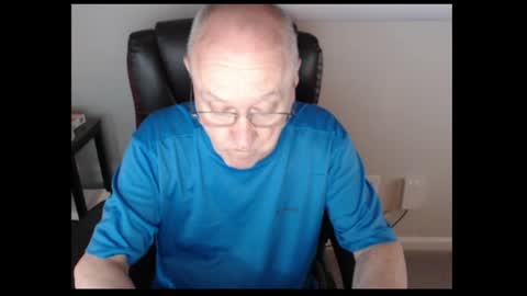 Snapshot of millenium0129 chatting on 04.29.26 millenium0129 online show from 04.29.26