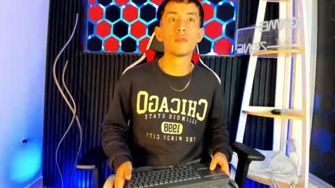 Snapshot of miller_tommy chatting on 04.14.26 Tommy online show from 04.14.26