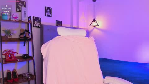 miller_vanessa_ online show from 04.04.26