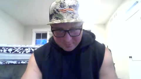 Snapshot of millertimenow34 chatting on 05.06.26 millertime feet bigcock hairy straight muscles online show from 05.06.26