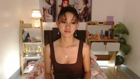 Snapshot of millie_fox21 chatting on 02.10.25 Im Milliedont forget to follow me online show from 02.10.25