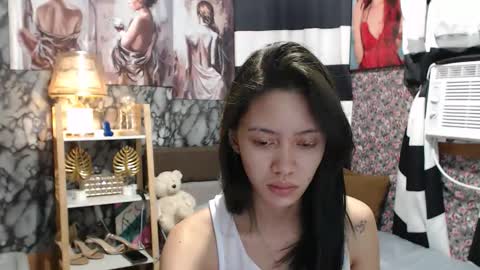 Snapshot of millie_fox21 chatting on 10.04.25 Im Milliedont forget to follow me online show from 10.04.25