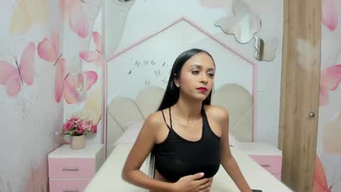 Snapshot of millieskinny18 chatting on 06.16.26 Miley online show from 06.16.26