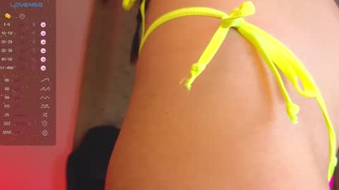 Snapshot of milly_01 chatting on 01.10.25 Milly online show from 01.10.25