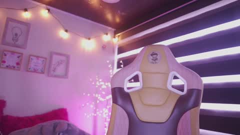 MILLY online show from 03.05.25