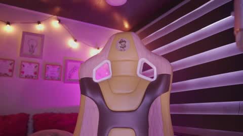 MILLY online show from 09.09.25