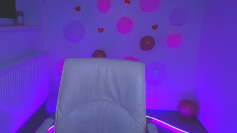 Milly online show from 02.26.25