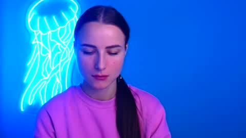 Milly online show from 09.17.25