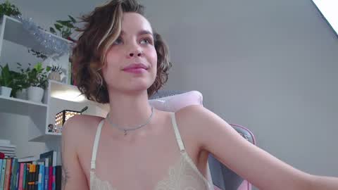 Milly online show from 01.04.25