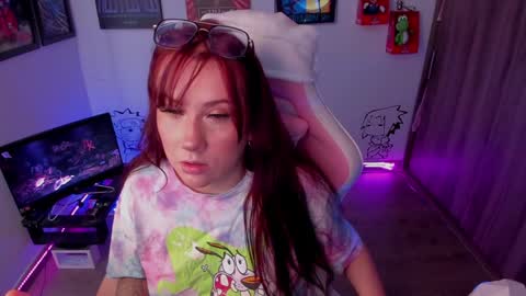 Monkey D Maddie online show from 12.09.24