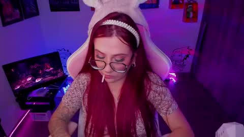 Monkey D Maddie online show from 02.10.25