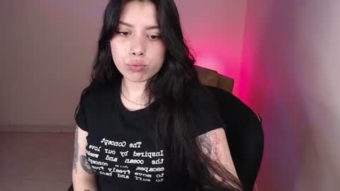 Snapshot of millyx_ chatting on 06.21.26 Emily online show from 06.21.26