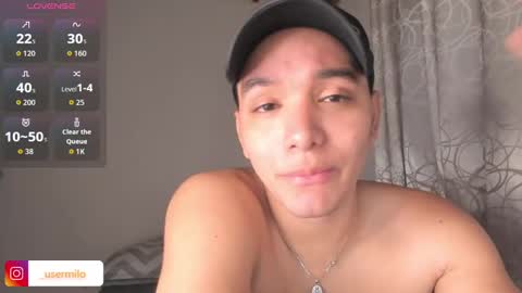 Snapshot of milo_saints chatting on 11.20.25 Milo Saints online show from 11.20.25