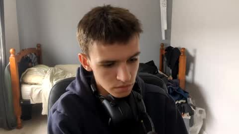 Snapshot of miloray_ chatting on 05.15.26 Denis online show from 05.15.26