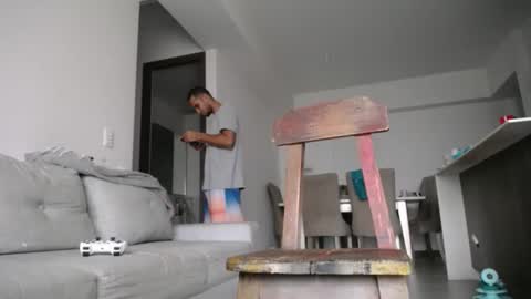 Snapshot of milostructor chatting on 02.20.26 miloslove online show from 02.20.26