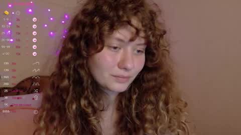 Snapshot of milounee chatting on 02.12.26 milounee online show from 02.12.26