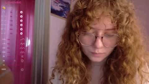 Snapshot of milounee chatting on 02.28.26 milounee online show from 02.28.26