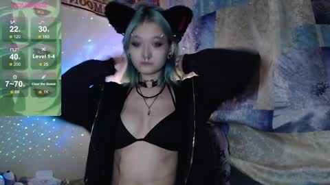 Snapshot of milten_trish chatting on 10.17.25 milten_trish online show from 10.17.25