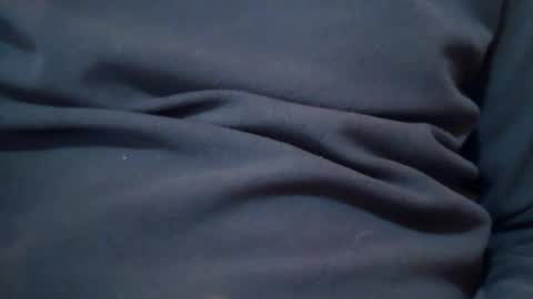 Snapshot of miltongray chatting on 01.08.25 Milton Gray online show from 01.08.25