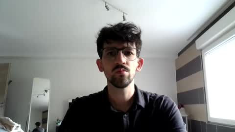 Snapshot of miltonmox chatting on 05.19.26 MiltonMox online show from 05.19.26