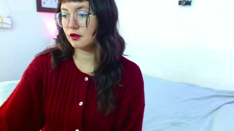 Snapshot of mily_baker chatting on 05.27.26 mily_baker online show from 05.27.26