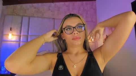 Snapshot of milyy_vermont chatting on 05.21.26 Milyy online show from 05.21.26