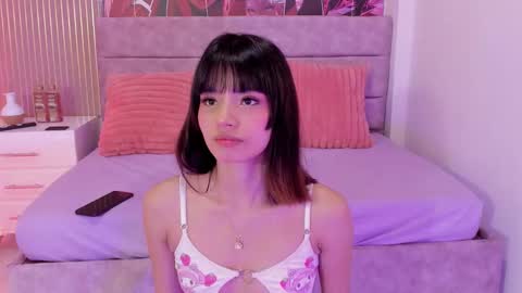 Snapshot of mimi_blossom chatting on 02.21.26 Mila online show from 02.21.26