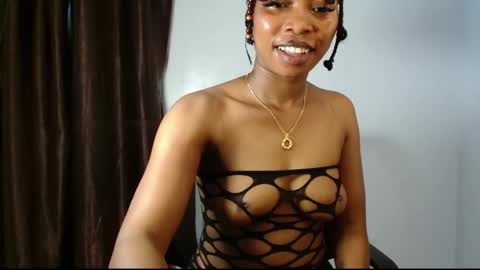 Snapshot of mimiluv6 chatting on 02.27.26 mimi online show from 02.27.26