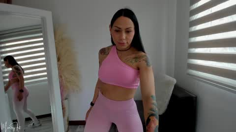 mimmyfit1 online show from 02.16.25