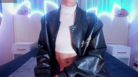 Minji online show from 02.06.25