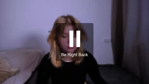 Snapshot of mina27372 chatting on 12.02.24 hi Im Mina  online show from 12.02.24