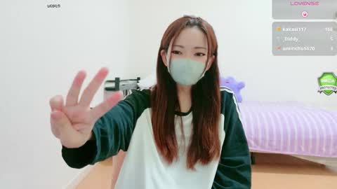 Snapshot of mina_x chatting on 10.02.25 mina_x online show from 10.02.25