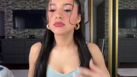 Snapshot of minahoneyy38 chatting on 02.07.26 Mina online show from 02.07.26