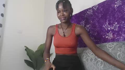 Snapshot of minatah6 chatting on 11.16.25 minatah6 online show from 11.16.25