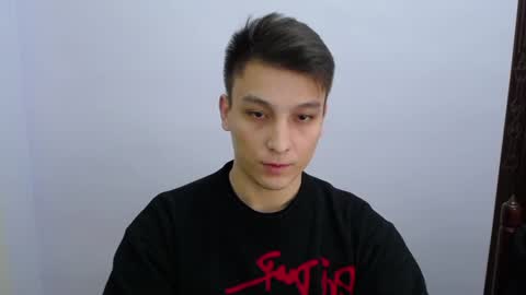 Snapshot of minato_kabuki chatting on 12.27.24 MINATO online show from 12.27.24