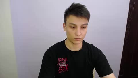 Snapshot of minato_kabuki chatting on 02.20.25 MINATO online show from 02.20.25