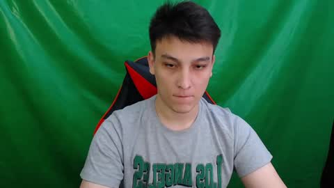 Snapshot of minato_kabuki chatting on 10.16.25 MINATO online show from 10.16.25