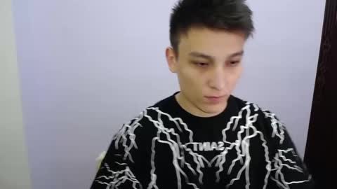 minato_kono online show from 02.19.25