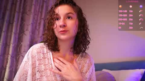 Snapshot of mind__game chatting on 09.11.25 Frances  Next streams Thu Fri Sat 8am -  4pm GMT3 online show from 09.11.25