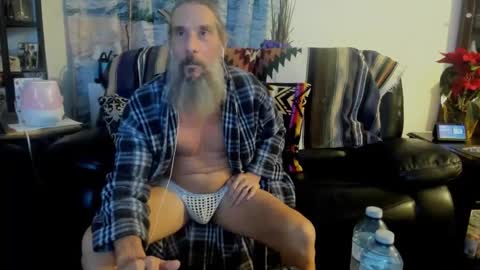 Snapshot of mindphuk chatting on 12.30.24 mindphuk online show from 12.30.24