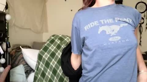 Snapshot of mindymars chatting on 02.17.26 Mindy Mars online show from 02.17.26