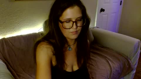 Snapshot of mindymounds chatting on 02.10.26 Mindy online show from 02.10.26