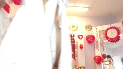 Snapshot of minene_mikami chatting on 02.14.26 minene_mikami online show from 02.14.26