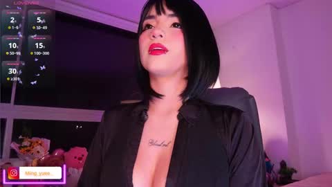 Snapshot of ming_yue_ chatting on 11.11.25 My name is Fer Nice to meet you give it a thumbs up please its important online show from 11.11.25